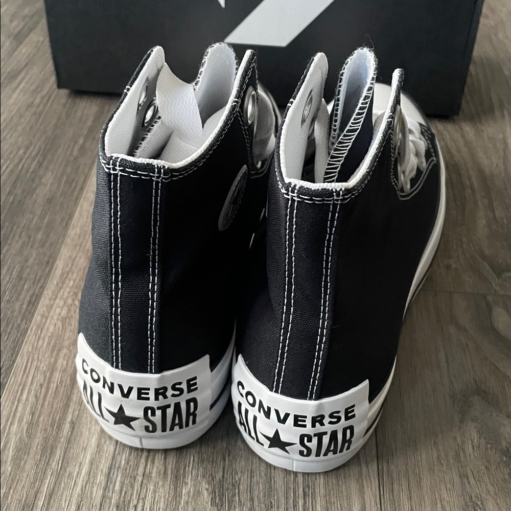 Converse - Women’s Chuck Taylor Lift Platform High-Top Sneakers - Picture 2 of 9